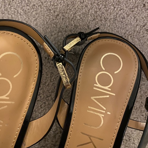 Auth Calvin Klein high heels black patent leather high heels / sling heels - Picture 2 of 4